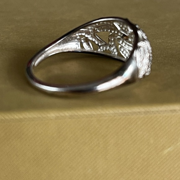 🍀 Open Work Dome Sterling Band Size 7.5 - Picture 2 of 3